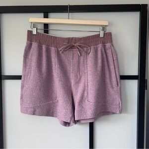 [L] Lululemon Athletica Men’s At Ease Shorts 7” Rare Mauve Purple Colour
